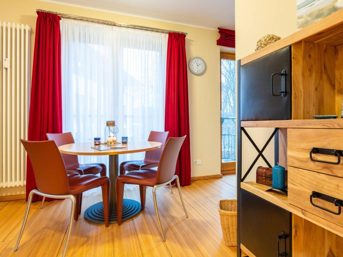 Kaiservillen Heringsdorf - Ferienwohnung Mit 1 Schlafzimmer Und Balkon D224 Luaran gambar