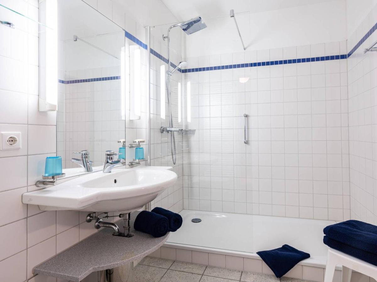 Kaiservillen Heringsdorf - Ferienwohnung Mit 1 Schlafzimmer Und Balkon D224 Luaran gambar